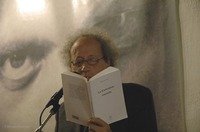 071105bernard_noel_avec_livre