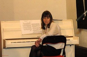 Velter_13_laure_c_au_piano_3